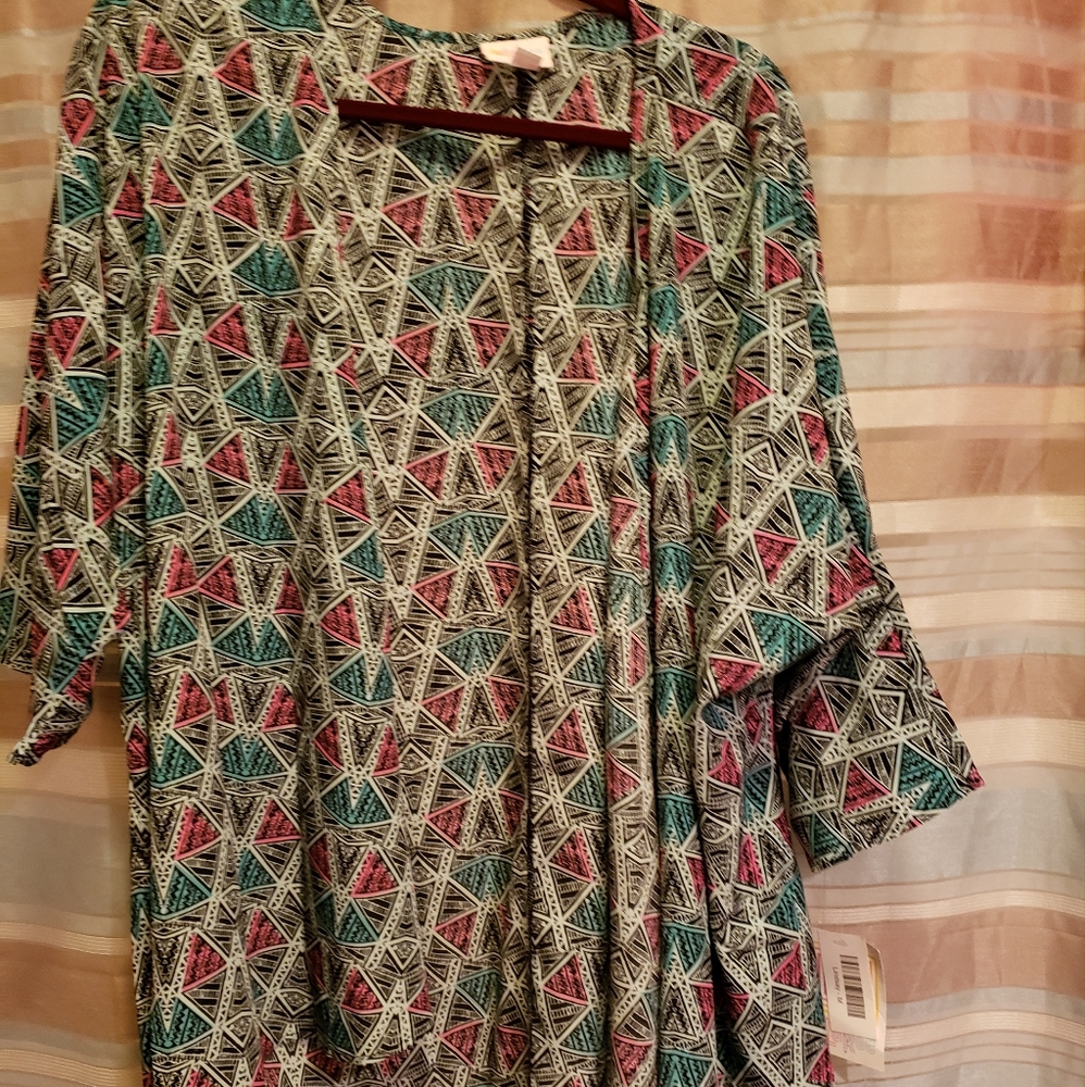 Lularoe Lindsay kimono